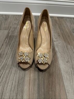 kate spade Beige Peep-Toe Pumps with Gold Crystal Flower Embellishments